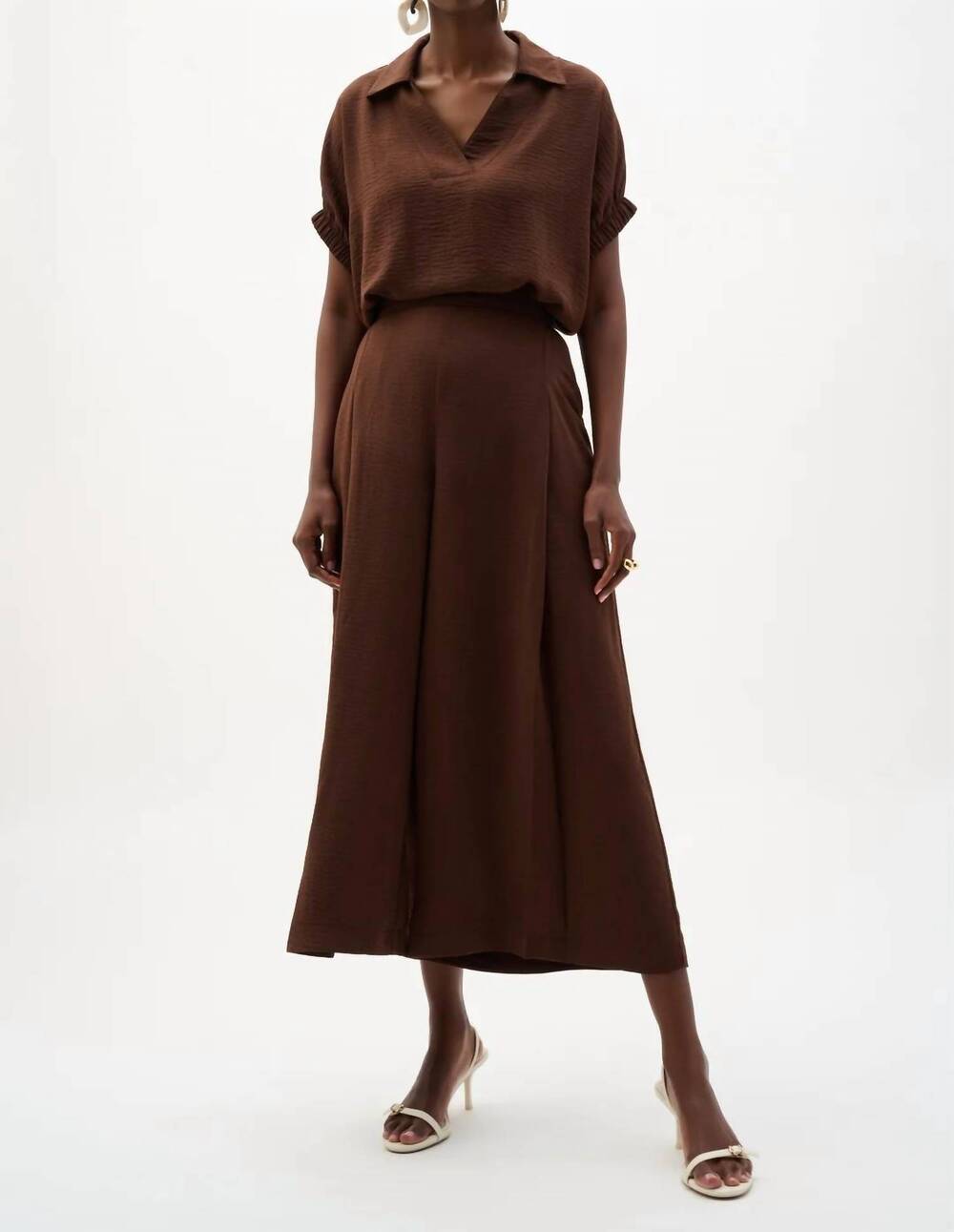 NEW JOSEPH RIBKOFF gauze pull on culotte pants in mahogany